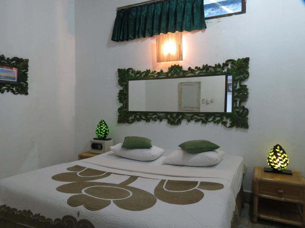 Ostello Lemon House Padangbai  Esterno foto